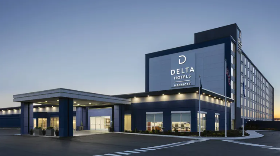 Airport: Delta by Marriott Indianapolis Airport Background