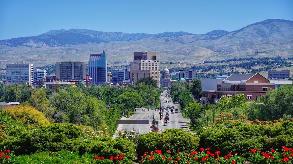 Central Rim Boise Parking